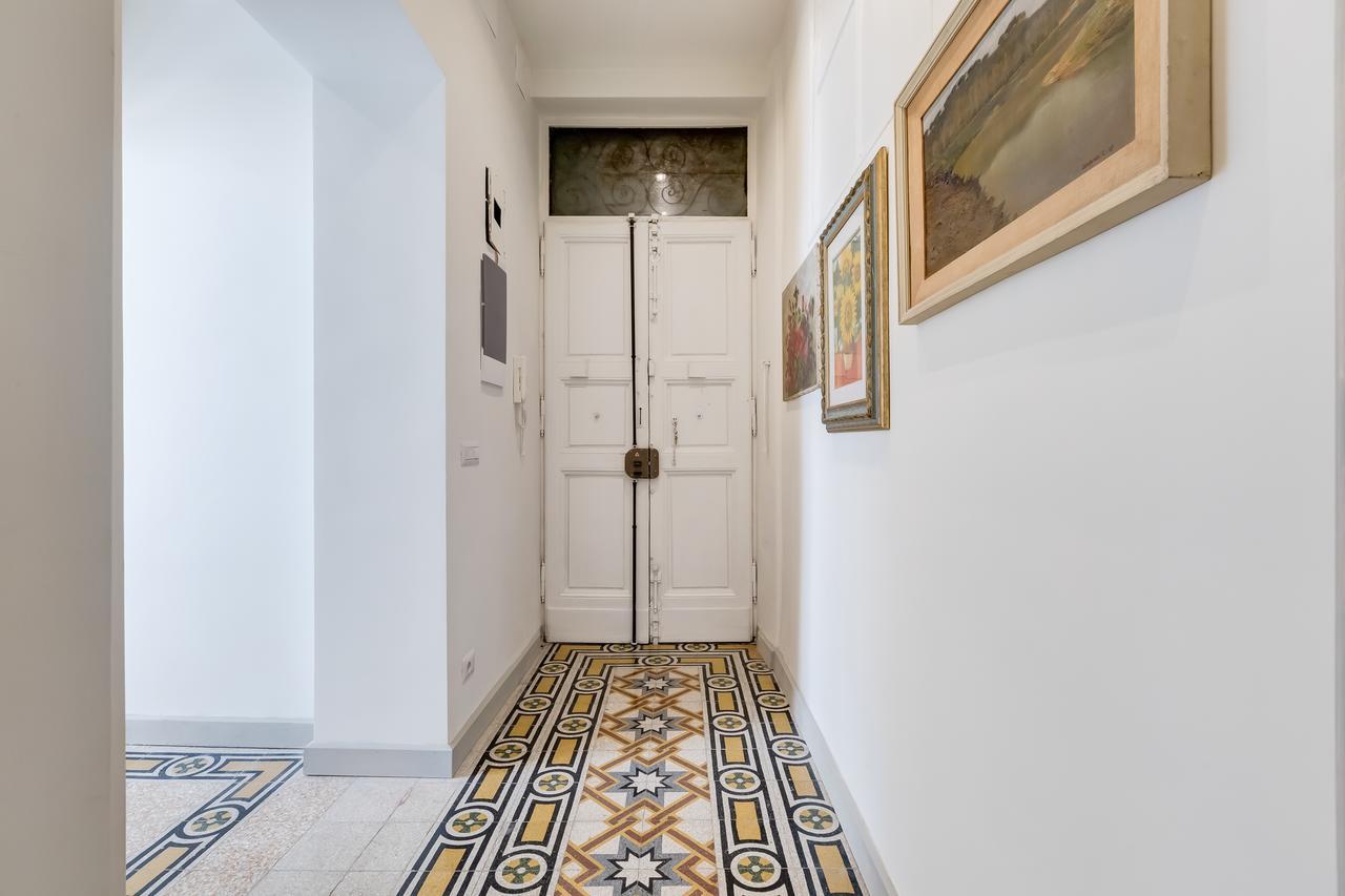 Monti Colosseum Apartment Róma Kültér fotó